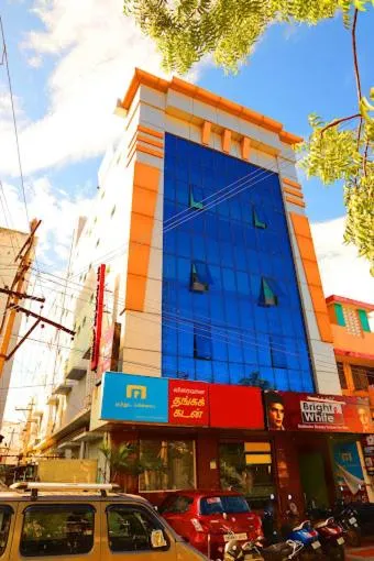 KG Grand Inn，位于Chennimalai的酒店