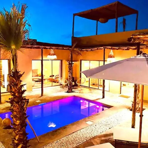 Superbe Villa piscine chauffée bali Marrakech，位于马拉喀什的酒店