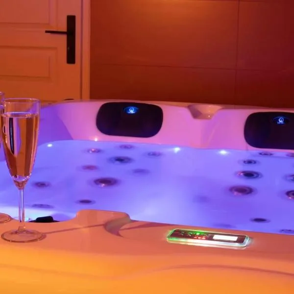 Suite & SPA privatif Domaine des Demoiselles，位于欧特维尔的酒店
