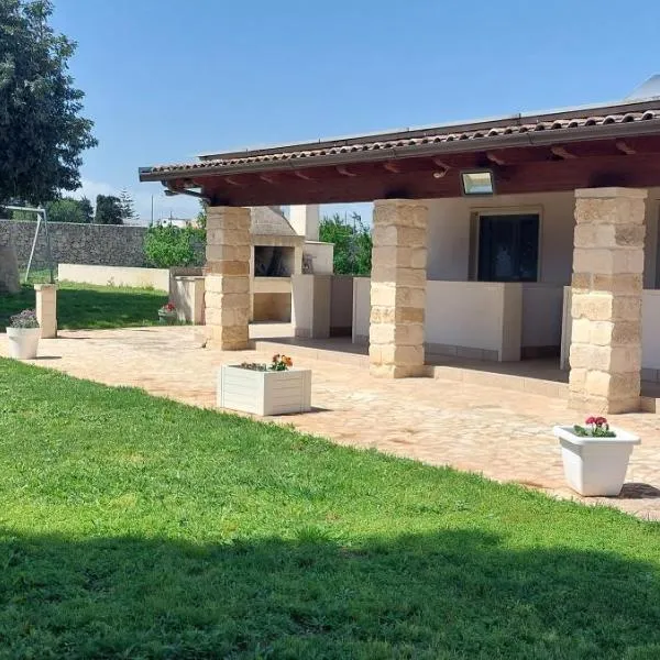 l'aira ecchia - ospitalità rurale，位于莱切的酒店