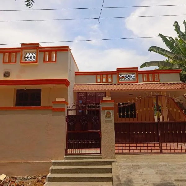 COIMBATORE 2BHK AC Private Villa By Shivalaya -Kovaipudur-，位于哥印拜陀的酒店