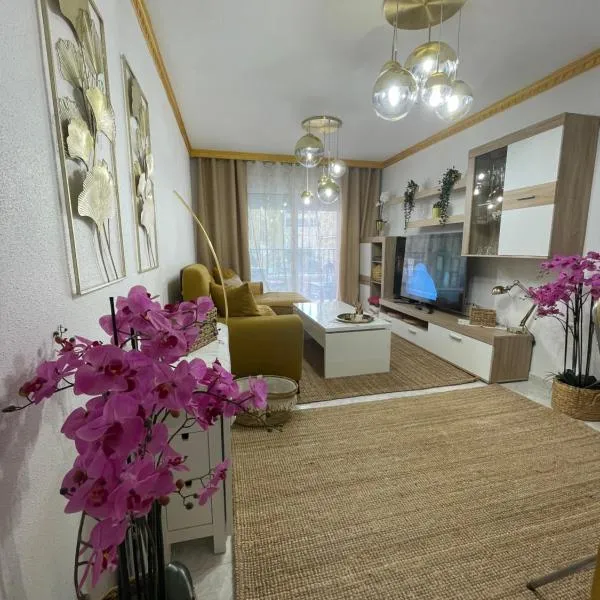 Casa Amarela Guesthouse, Algorfa，位于阿尔戈法的酒店