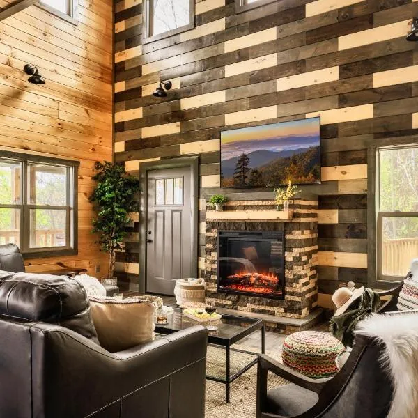 Mountainscape - Brand New Cabin w Views - HotTub - FireTable - PS5 - PoolTable - 3 Pools，位于加特林堡的酒店