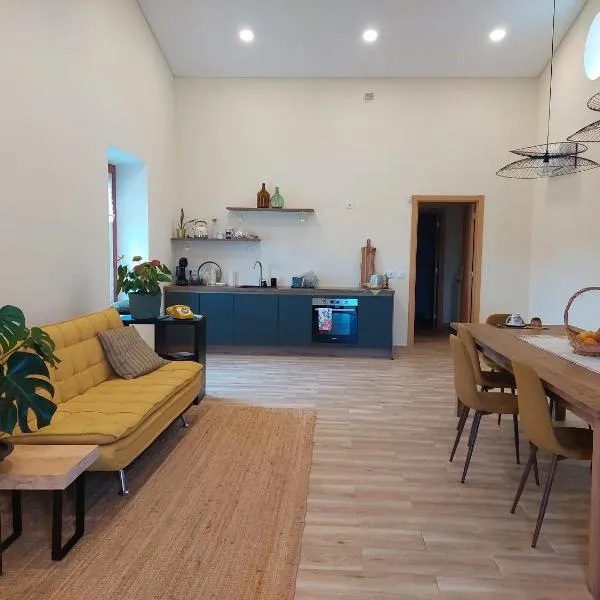 Casa Grés，位于圣巴托洛梅乌迪梅西尼什的酒店