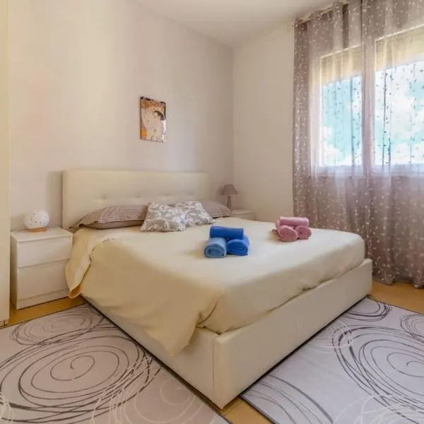 (200 MT dal Mare) Casetta Romantica con parcheggio，位于丽都阿德里亚诺的酒店
