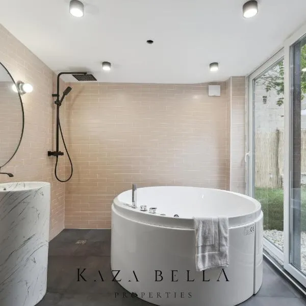 KAZA BELLA - Maisons Alfort 6 Luxurious little house with private garden and Jacuzzi，位于迈松阿尔福的酒店