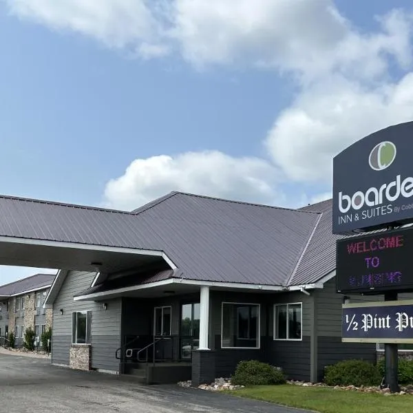 Boarders Inn & Suites by Cobblestone Hotels - Munising，位于Chatham的酒店