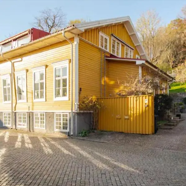 Outstanding apartment close to Gothenburg，位于孔艾尔夫的酒店
