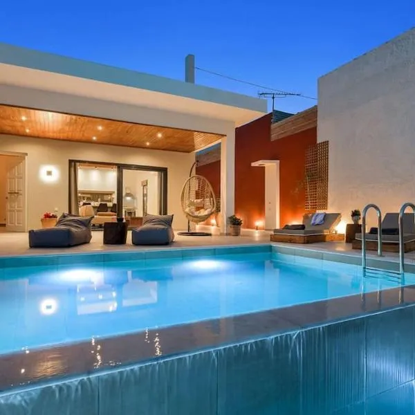 L'Maya Luxury Villa private pool, 2 Master BD, BBQ，位于Kalochorafitis的酒店