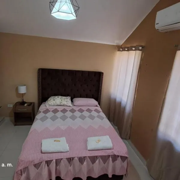 Hotel Hoskins Talara cerca centro, refinería，位于塔拉拉的酒店