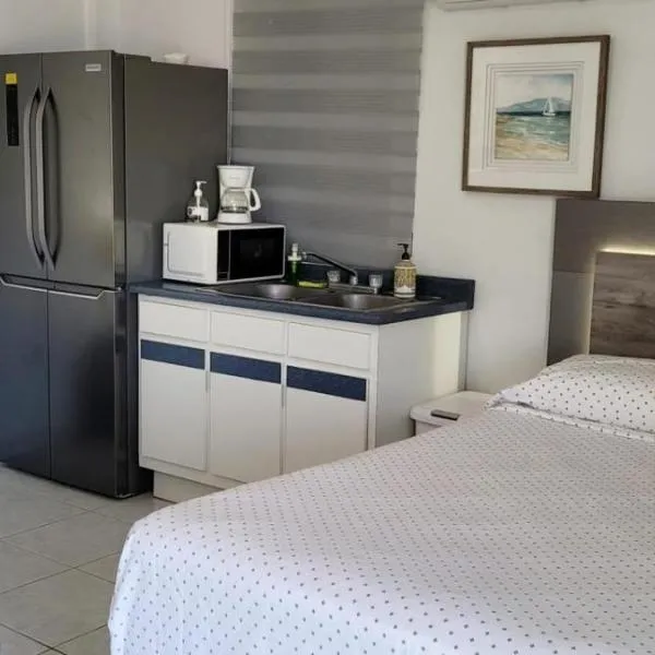 Playa Apartments，位于萨利纳斯的酒店