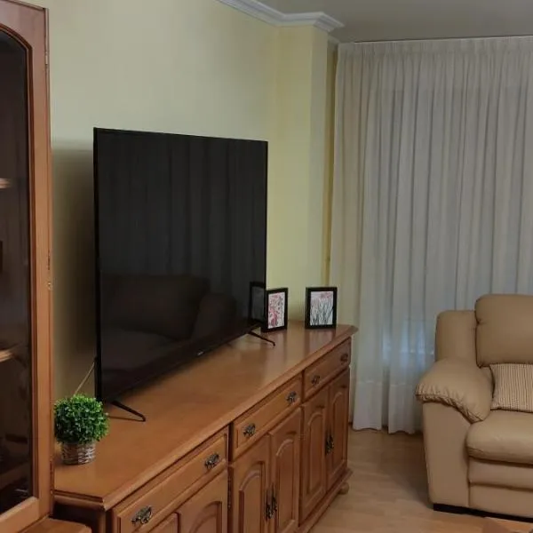 PASEO DO ANLLONS，位于Ponteceso的酒店