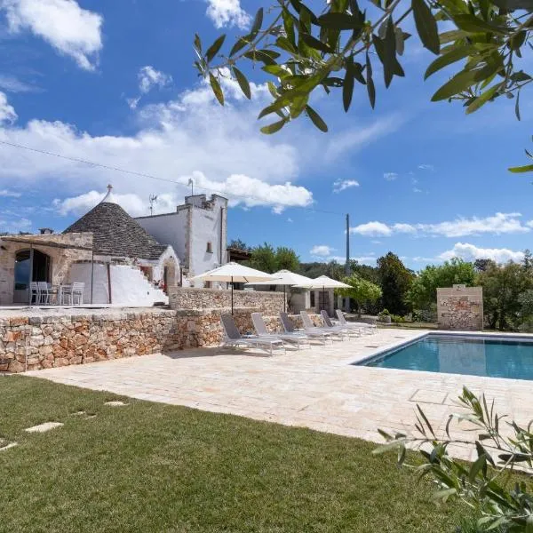 Trulli Tower，位于普蒂尼亚诺的酒店