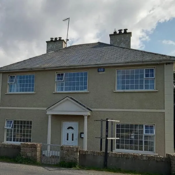 8 Croaghross House, Portsalon，位于Glasnagh的酒店