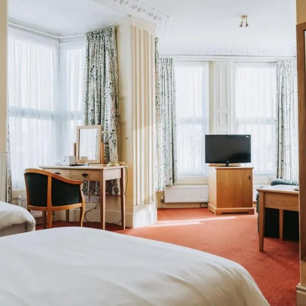 Welbeck Hotel & Apartments，位于Laxey的酒店