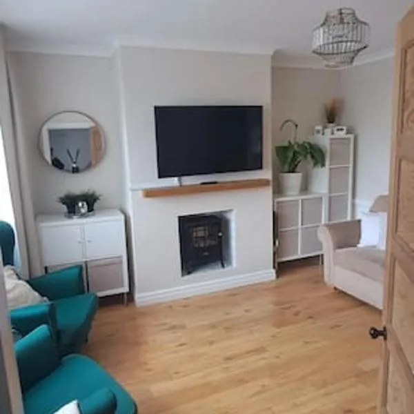 3 Bed Home in Heart of Cardiff，位于卡迪夫的酒店