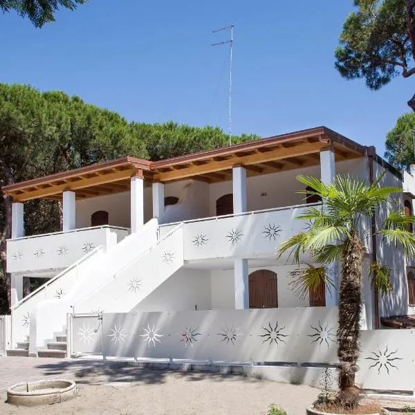Villa Consuelo 140，位于罗索利纳马雷的酒店