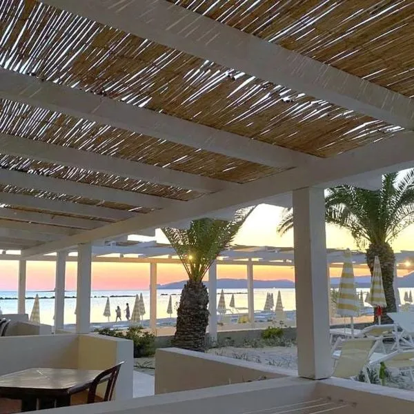 Lido Di Alghero Rooms on the Beach，位于阿尔盖罗的酒店