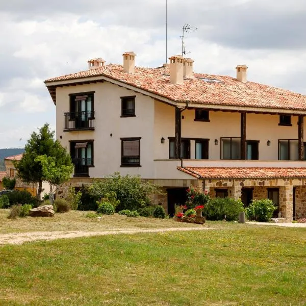 Hotel Valdelinares (Soria)，位于Espejón的酒店