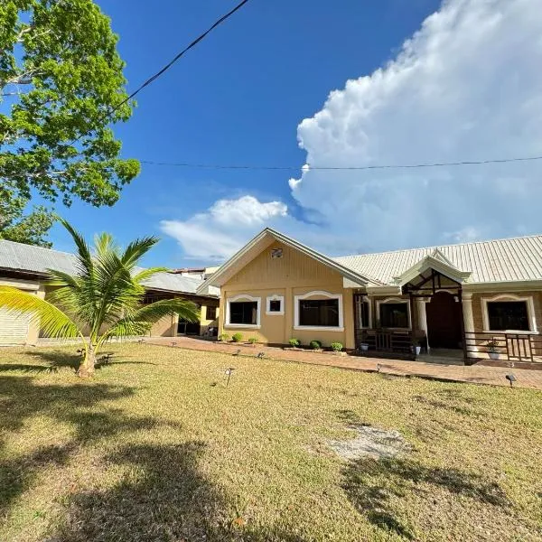 TenEighteen Family Vacation Home，位于第波罗的酒店