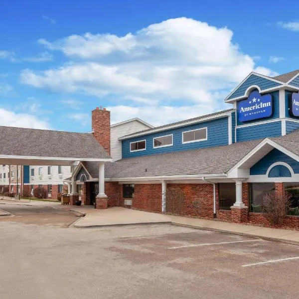 AmericInn by Wyndham Peoria，位于皮奥里亚的酒店