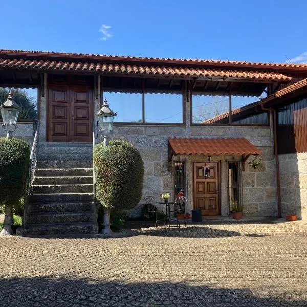 Bergui Guesthouse - Em Guimarães desde 2017，位于Revelhe的酒店