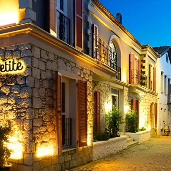 Petite Boutique Hotel，位于Ildir的酒店