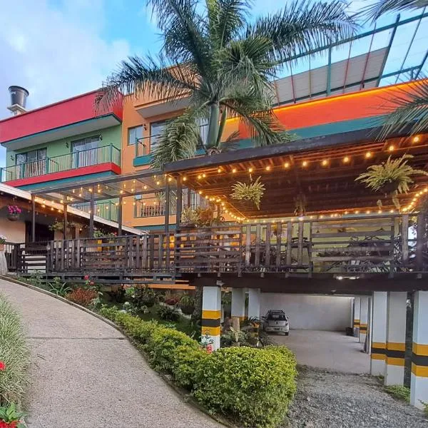 Guatapé Country House Hotel，位于瓜塔佩的酒店