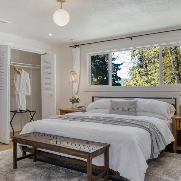 Zen Haus Serene Retreat, prime location with views，位于尤金的酒店