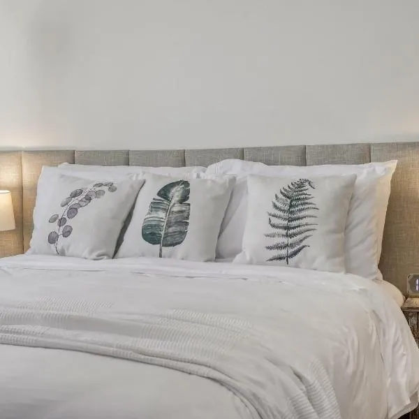 Zen Haus Garden Retreat, prime location, Luxe amenities，位于尤金的酒店