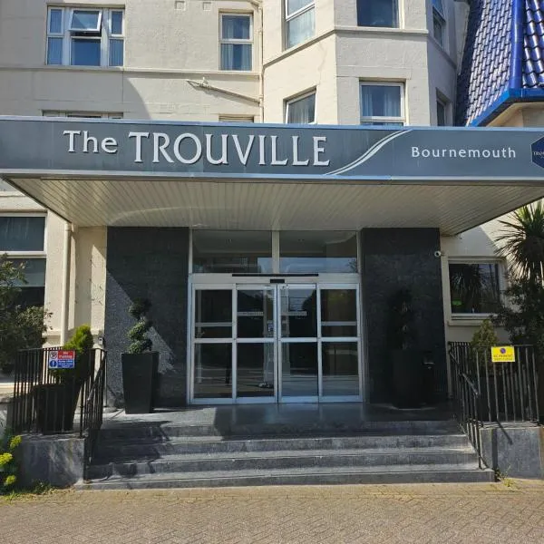 Trouville Bournemouth - OCEANA COLLECTION，位于伯恩茅斯的酒店
