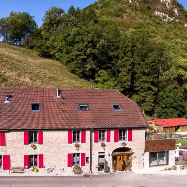 Domaine et chambres d'Hôtes des Fées，位于La Chapelle-sur-Furieuse的酒店