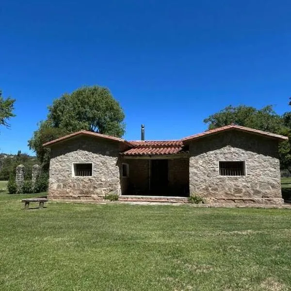 Casa de campo Lago Cardiel，位于韦尔塔格兰德的酒店