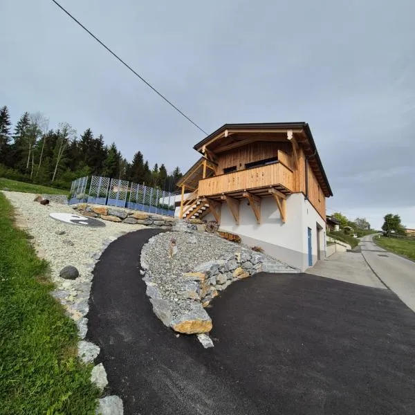Fernblick Chalet Gruber，位于Grafendorf bei Hartberg的酒店