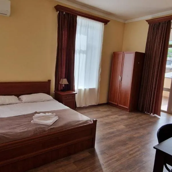 SWEET HOME HOTEL Meghri，位于Meghri的酒店