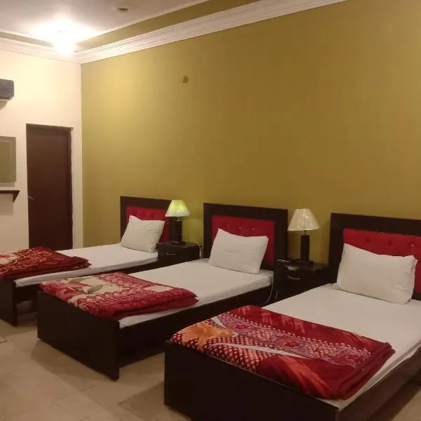 Regal Guest House，位于巴哈瓦尔布尔的酒店