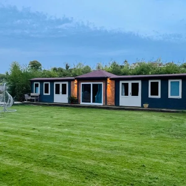 Gorgeous countryside cabin，位于多佛尔的酒店