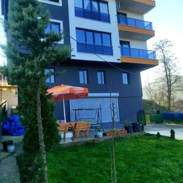 Sama house，位于Yolüstü的酒店