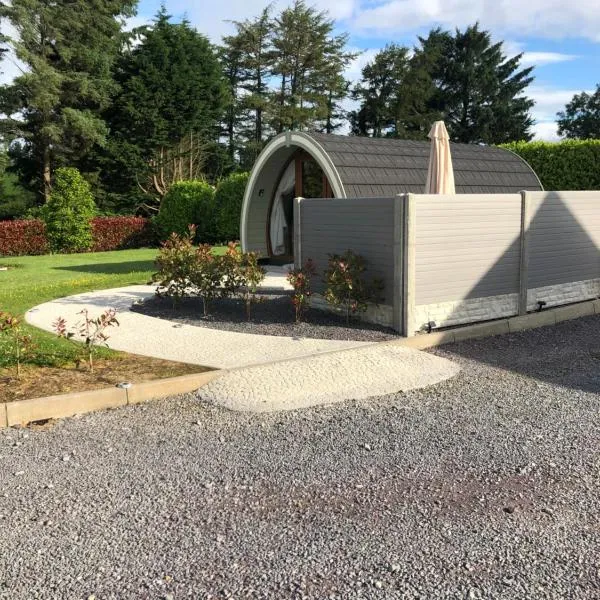 Murphys Glamping Pod，位于Reavouler Bridge的酒店