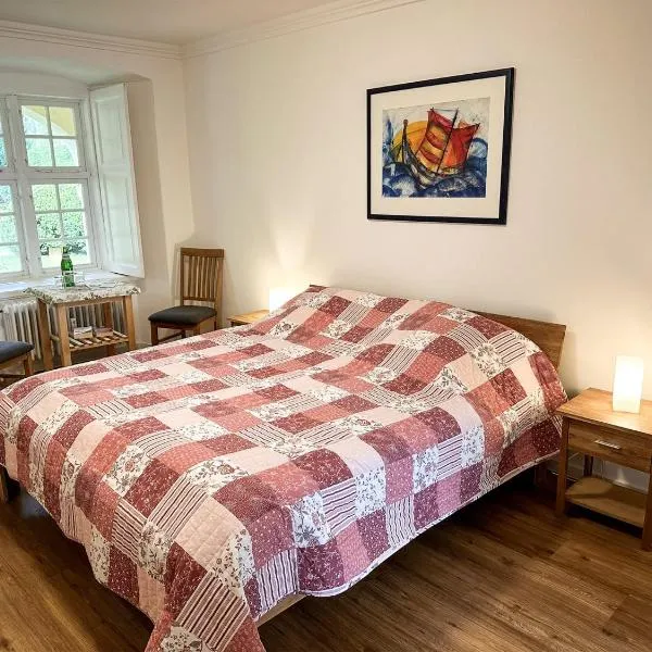Arkaden-Zimmer Emkendorf，位于Emkendorf的酒店