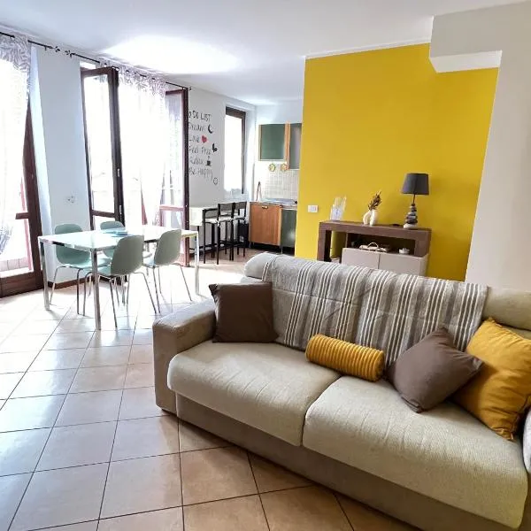 Lake and River Feelings - Dervio Apartment，位于德尔维奥的酒店
