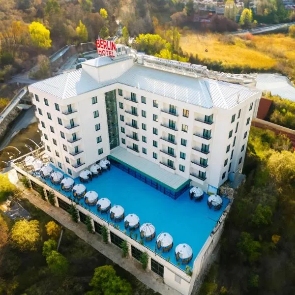 Berlin Suite Hotel Trabzon，位于Sancak的酒店