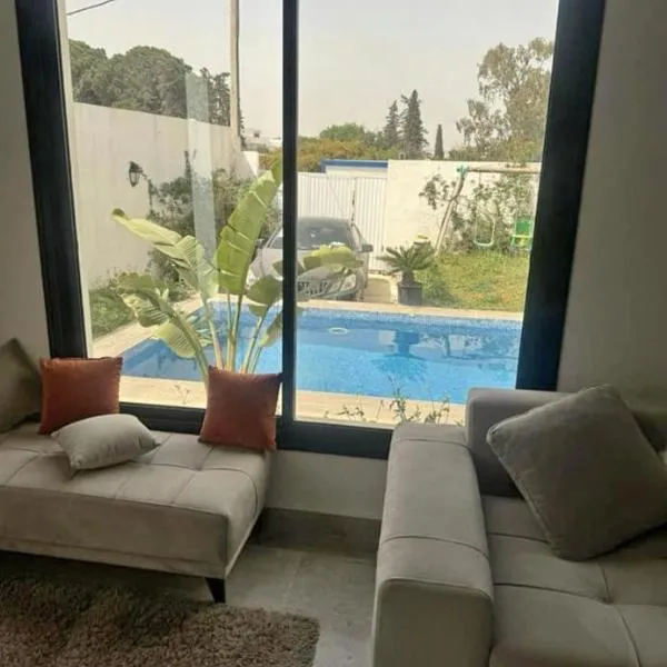 Coquette villa avec piscine，位于突尼斯的酒店