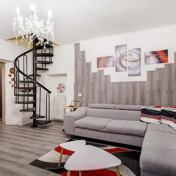 Casa Perry - Lago Maggiore，位于Borgo Ticino的酒店