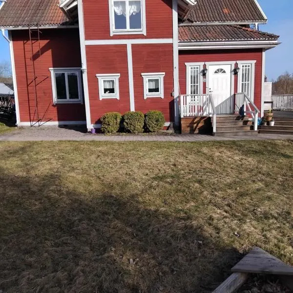 Röda villan，位于Enviken的酒店
