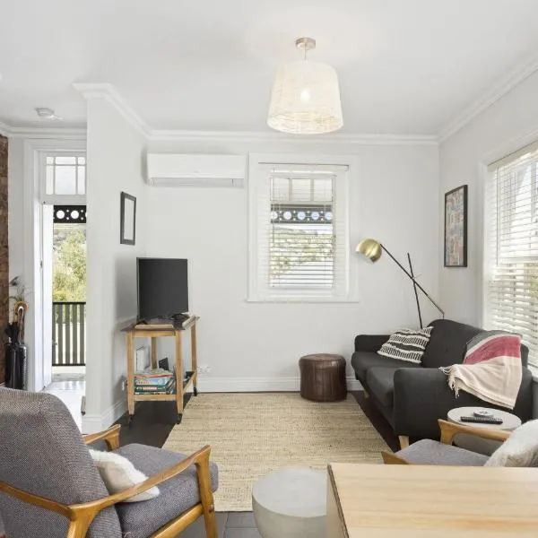 Bluestone Cottage Launceston，位于朗塞斯顿的酒店
