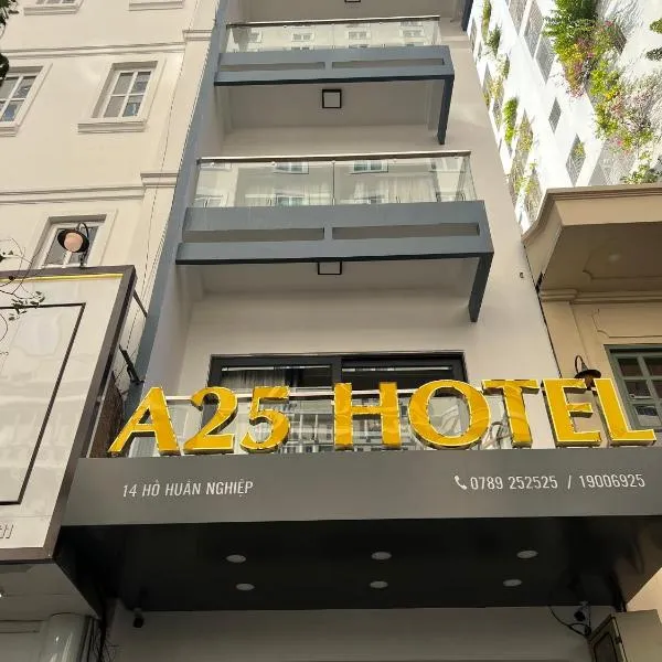 A25 Hotel - 14 Hồ Huấn Nghiệp，位于胡志明市的酒店
