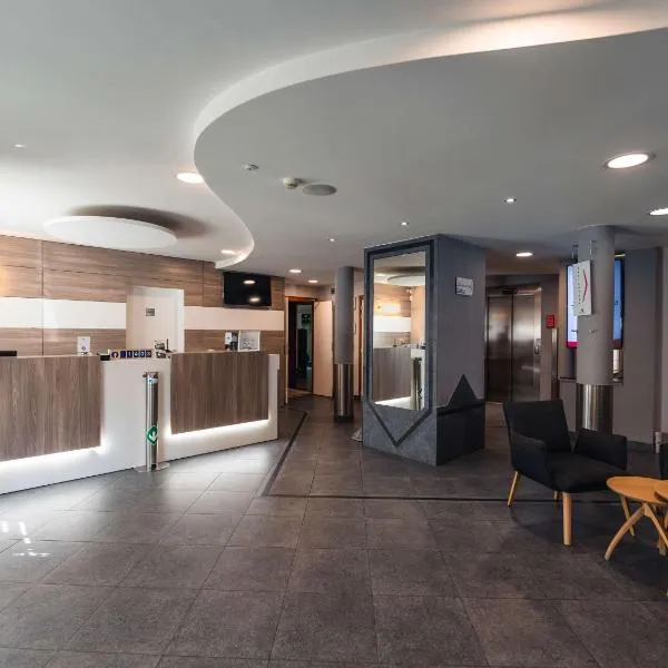 Ibis Styles Charleroi Airport Aero 44，位于La Chaussée的酒店