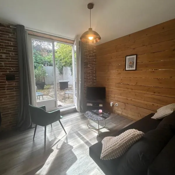 Le cosy Balat Biel RDC jardin spacieux，位于Grisolles的酒店