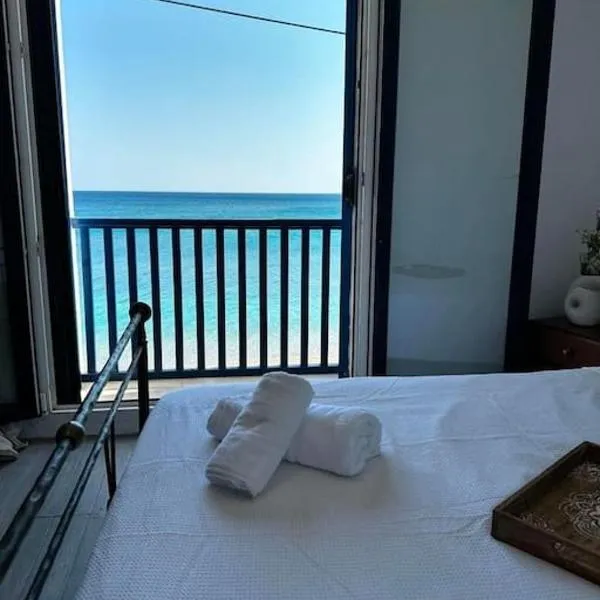 Μεζονέτα - Παραλία Αγία Φωτεινή，位于希俄斯的酒店